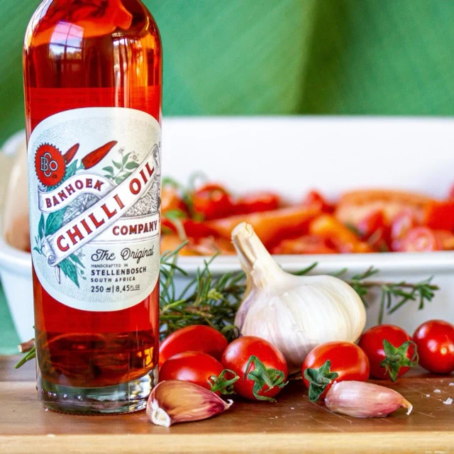 Banhoek Chilli Oil Garlic 250ml - Image 3