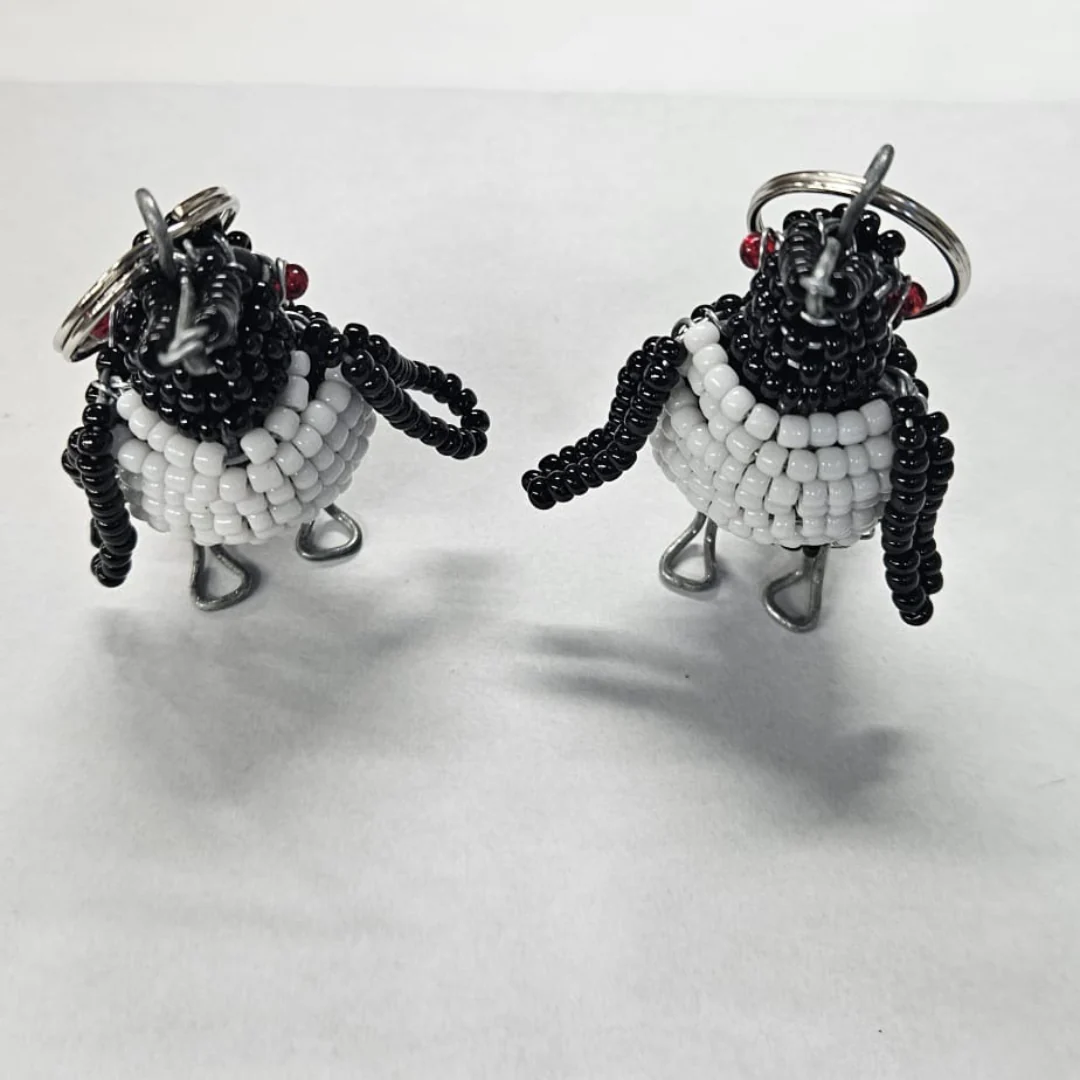 Beaded Keyring Penguin - Image 3