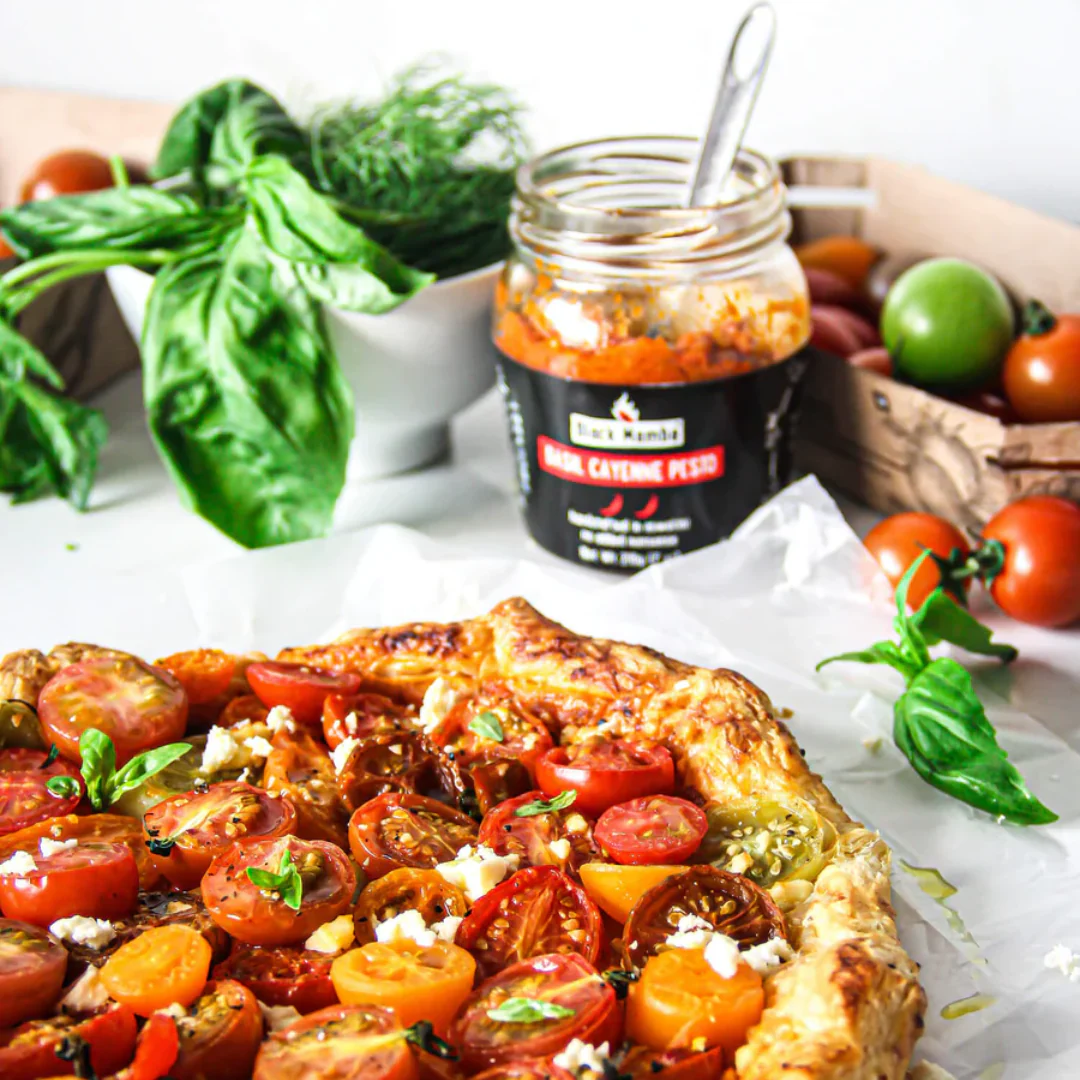 Black Mamba Basil & Cayenne Pesto 210g - Image 3